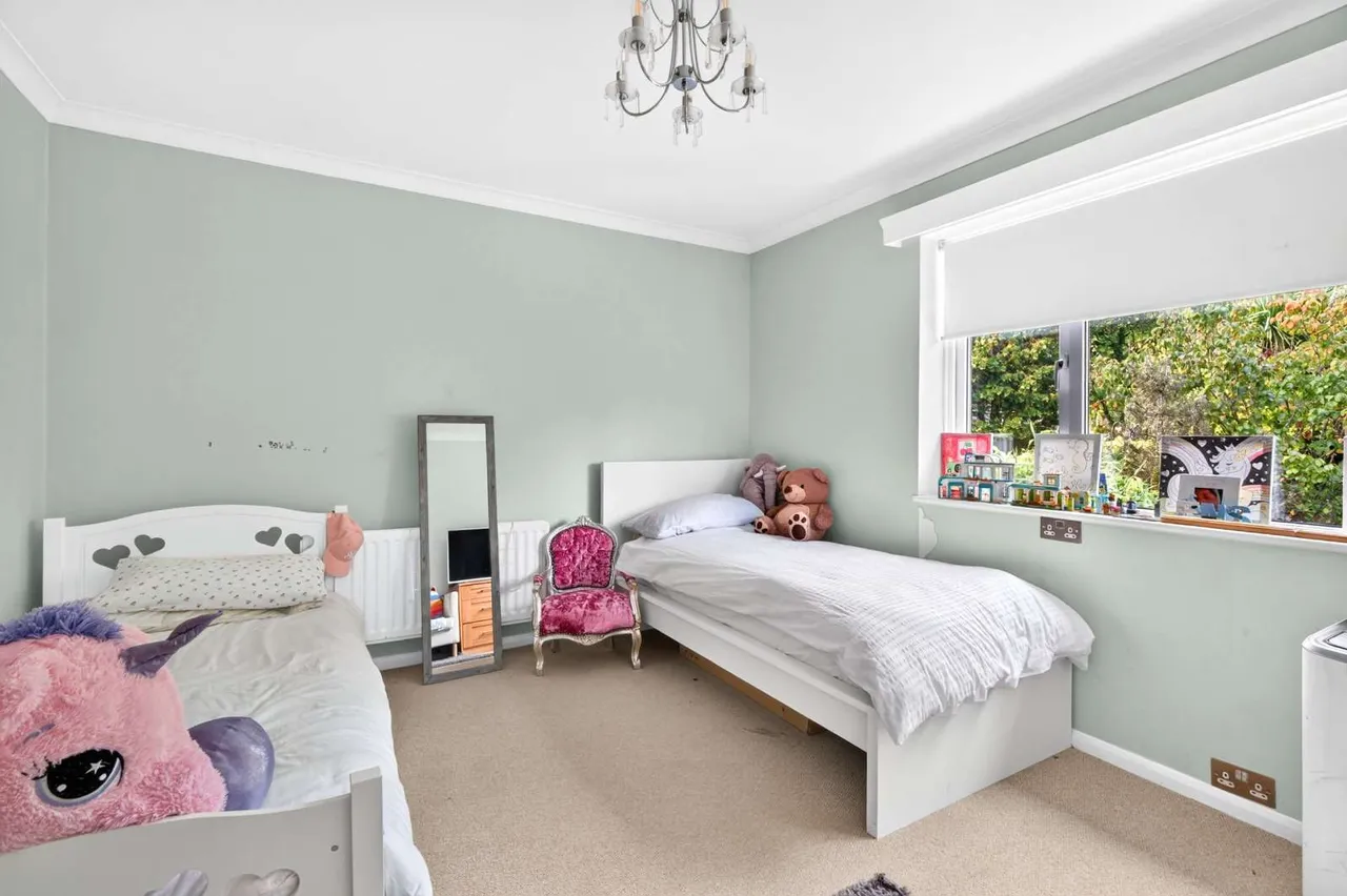Stanmore Way, Loughton, IG10, photo 13