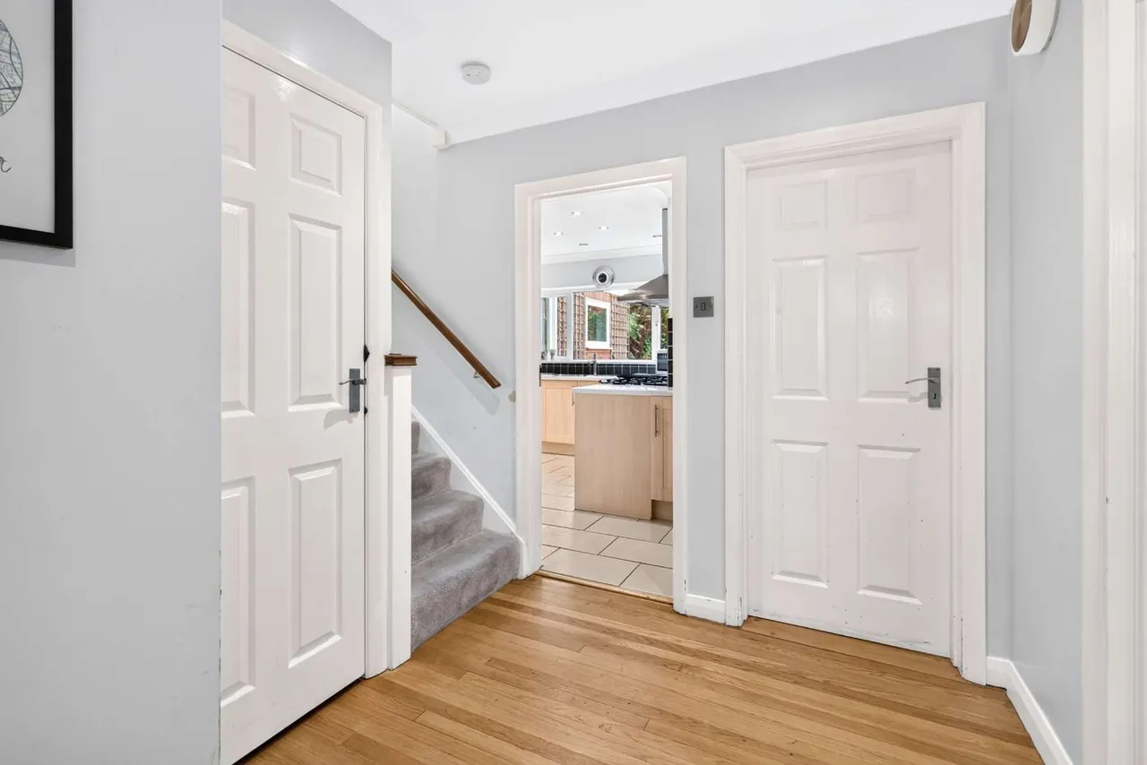 Stanmore Way, Loughton, IG10, photo 9