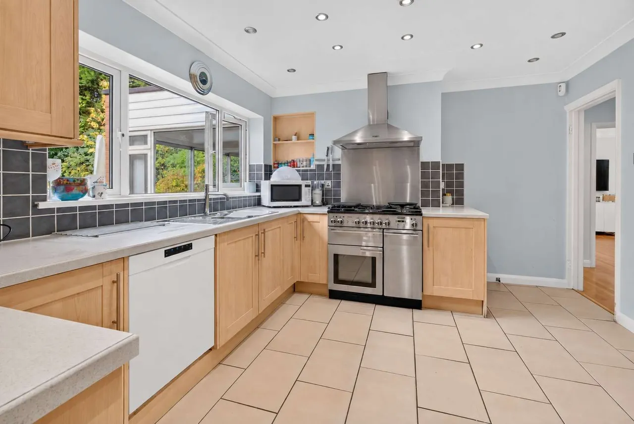 Stanmore Way, Loughton, IG10, photo 4