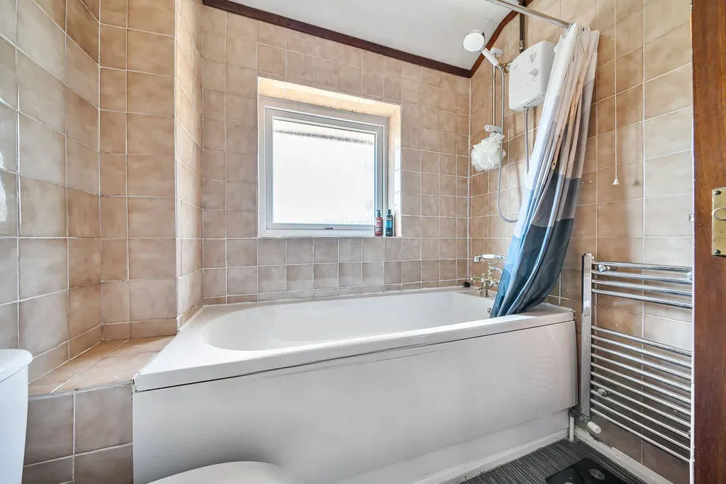 Greenlaw Place, Bletchley, Milton Keynes, Buckinghamshire, MK3 6QB, photo 12