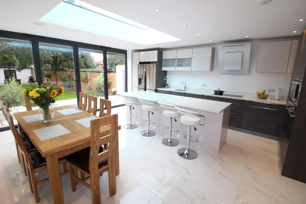 Brinkley Road, WORCESTER PARK, Surrey, Worcester Park, KT48JE, photo 5