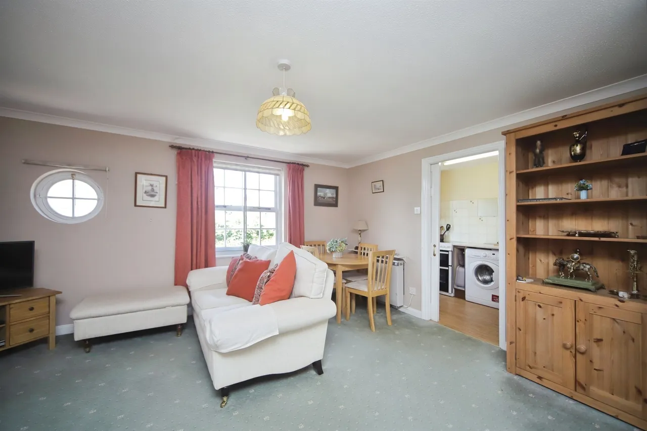 Eastgate Gardens, Taunton, photo 11