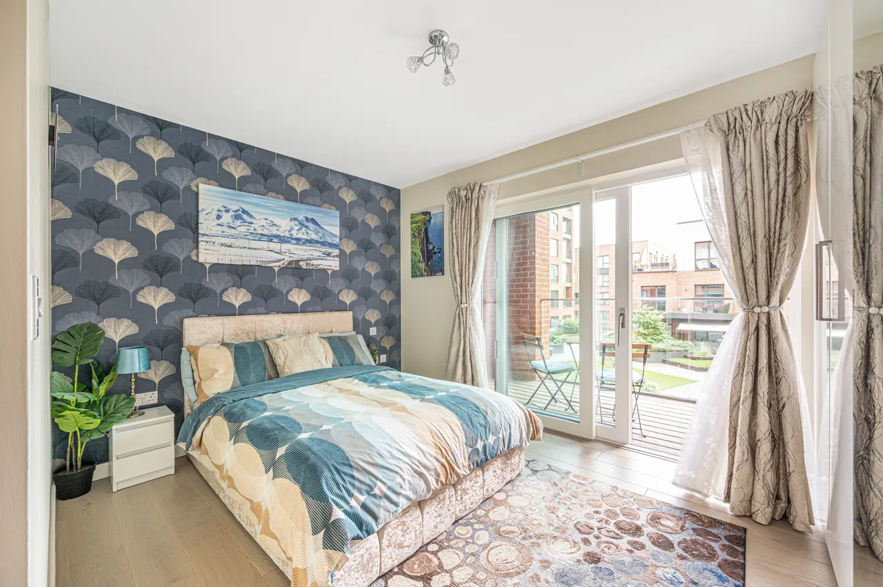 Flat 3, Quarrion House, 14 Thonrey Close, London, photo 9