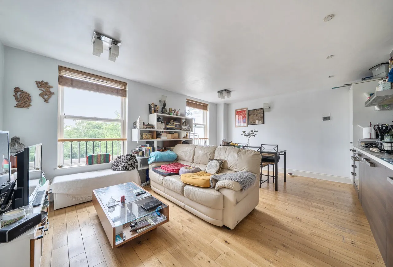 Bredbury House, Kent, 77 Mount Ephraim, TN4 8BS, photo 2
