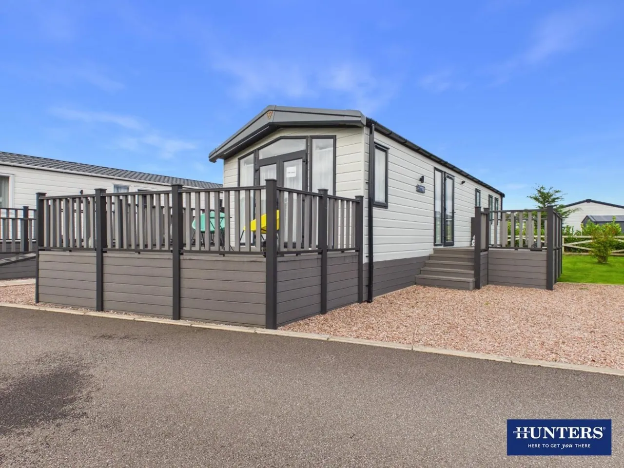 2 bed park home for sale — Newbridge Country Park, Newbridge
