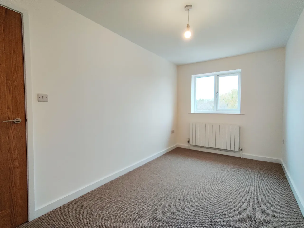 Sutton Crescent, Freethorpe, NORWICH, photo 10