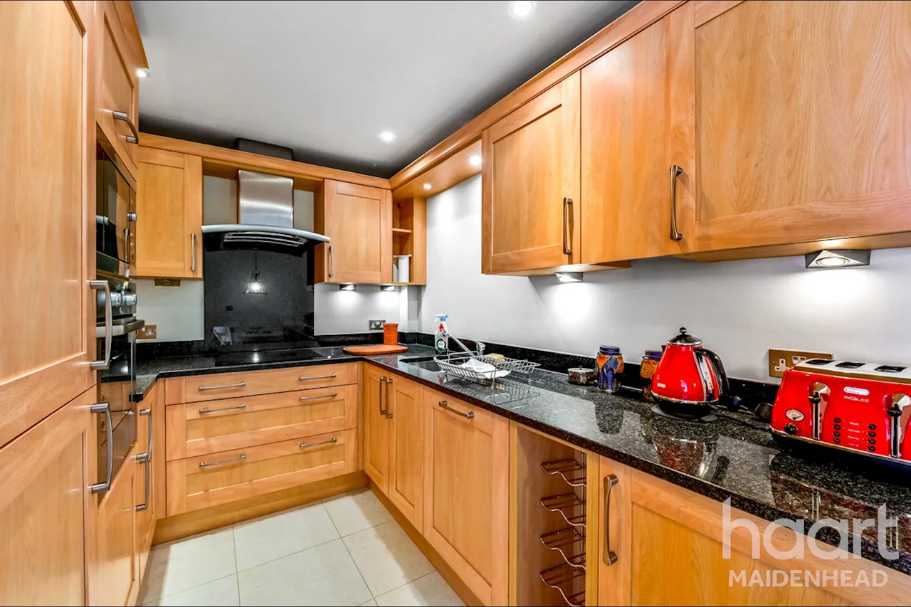 Shoppenhangers Road, Maidenhead, SL6, photo 9