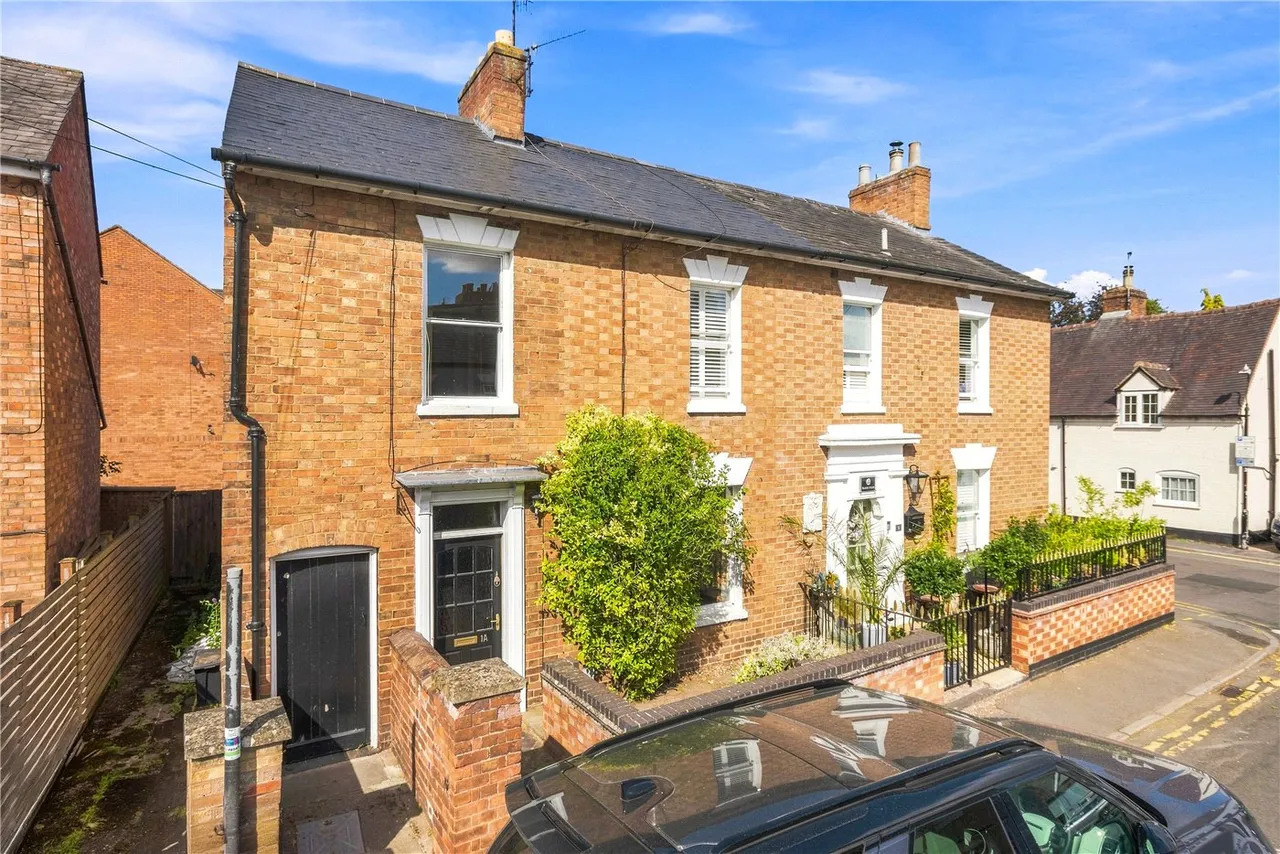 3 bed house for sale, Mulberry Street, Stratford-upon-Avon, CV37