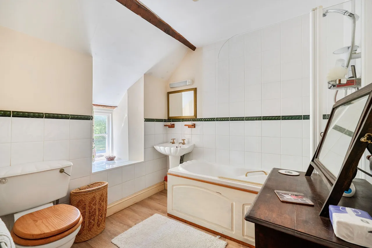 Corston, Malmesbury, SN16, photo 15