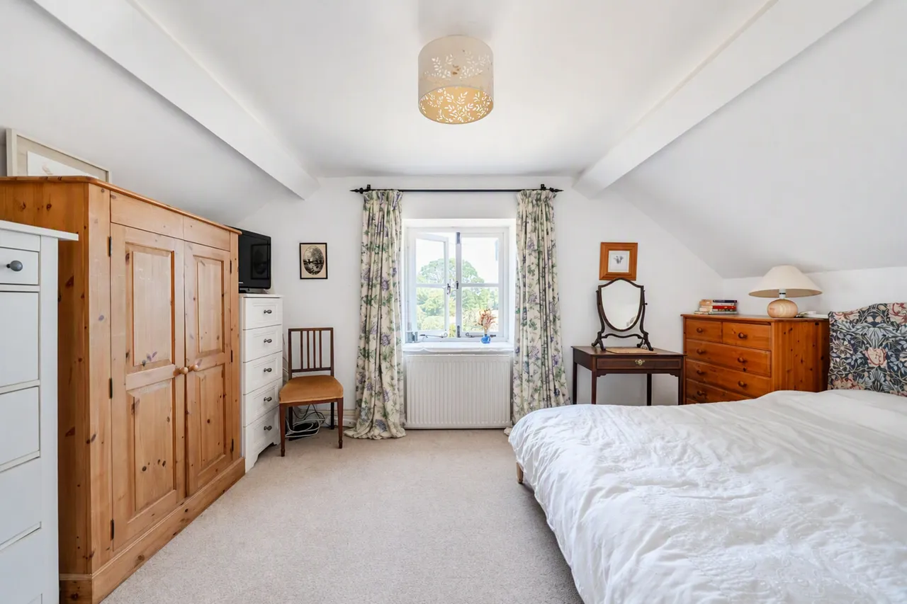 Corston, Malmesbury, SN16, photo 13
