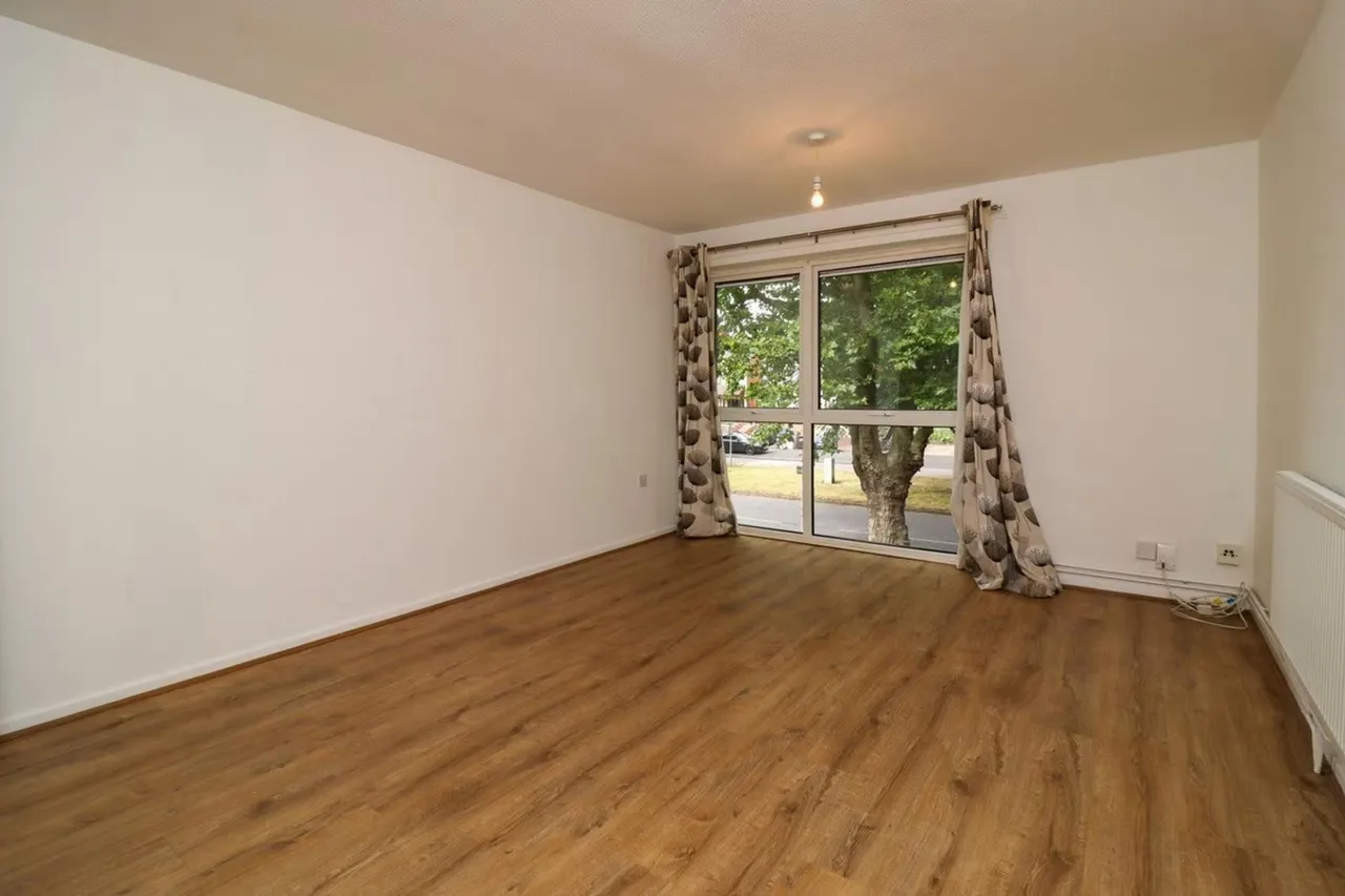 Blackbird Road, Leicester, LE4, photo 2