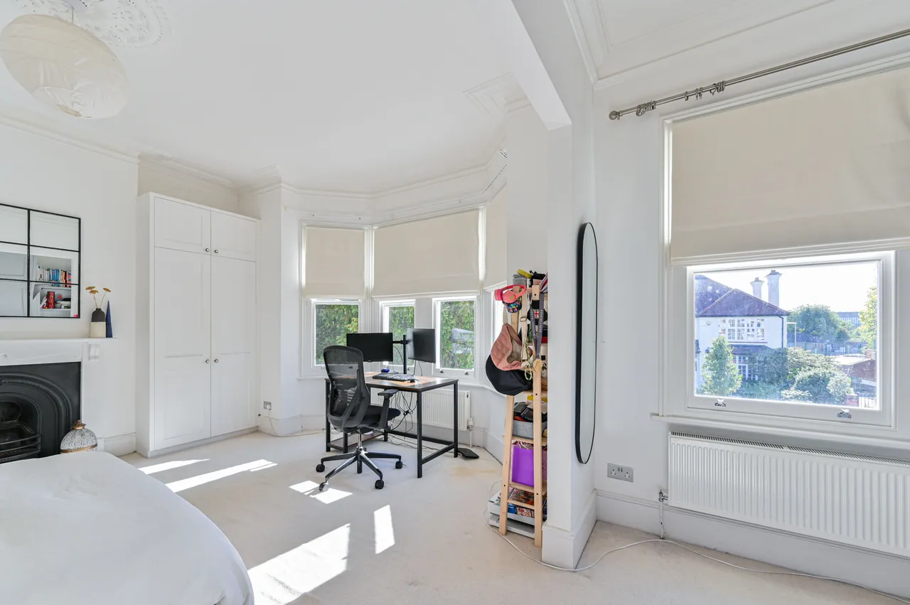 London, SW16, photo 17