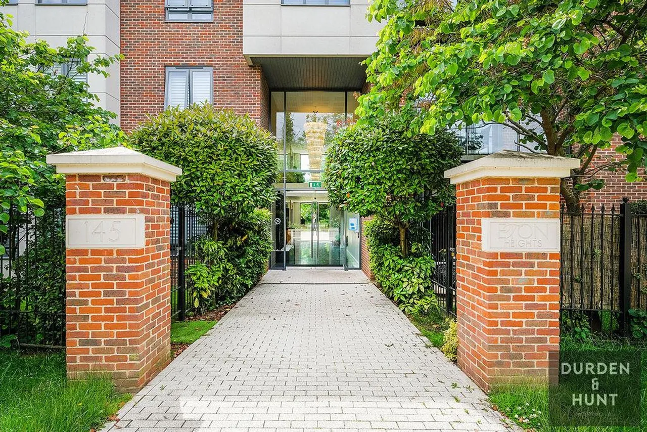 Whitehall Road, Woodford Green, IG8, photo 20