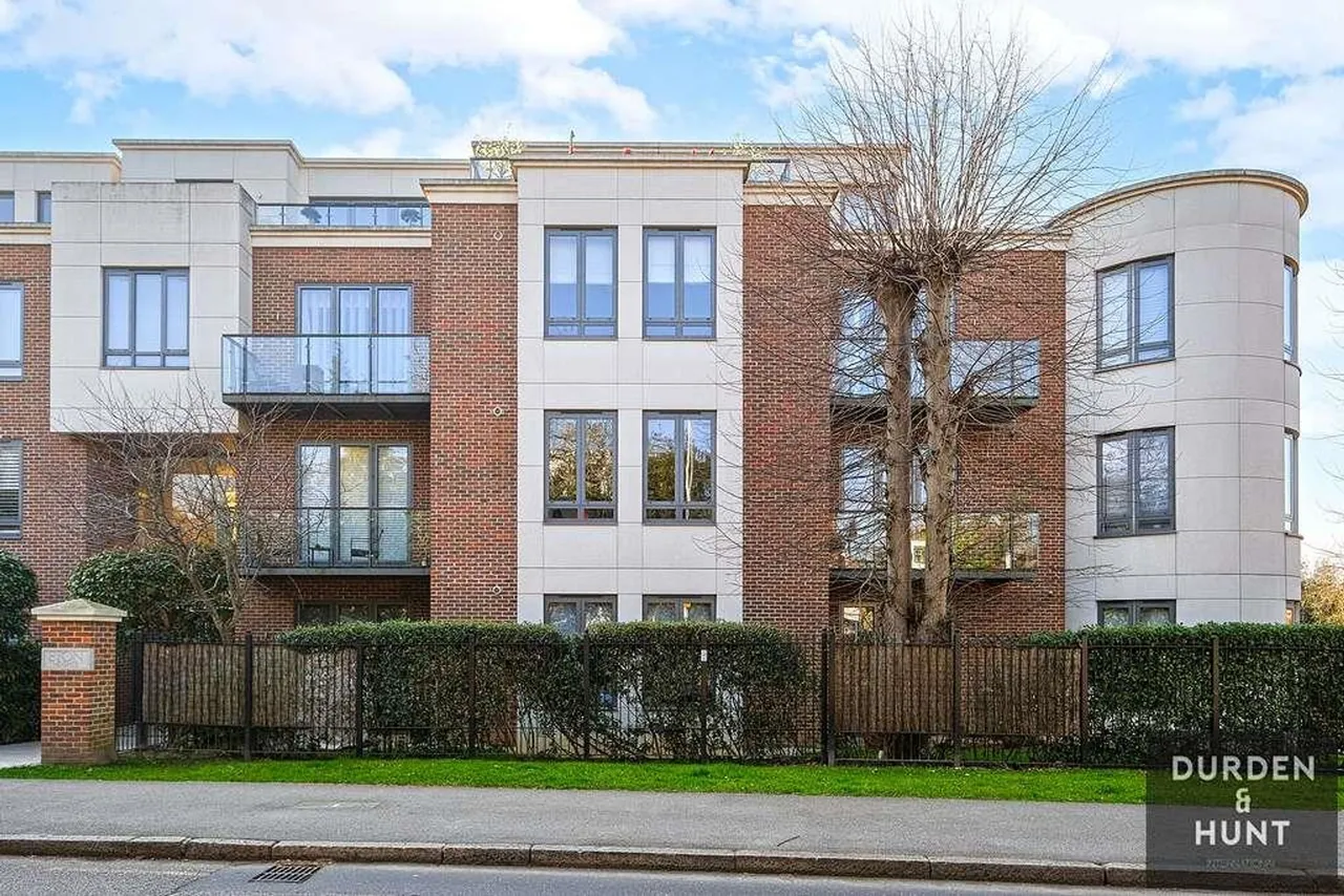 Whitehall Road, Woodford Green, IG8, photo 21