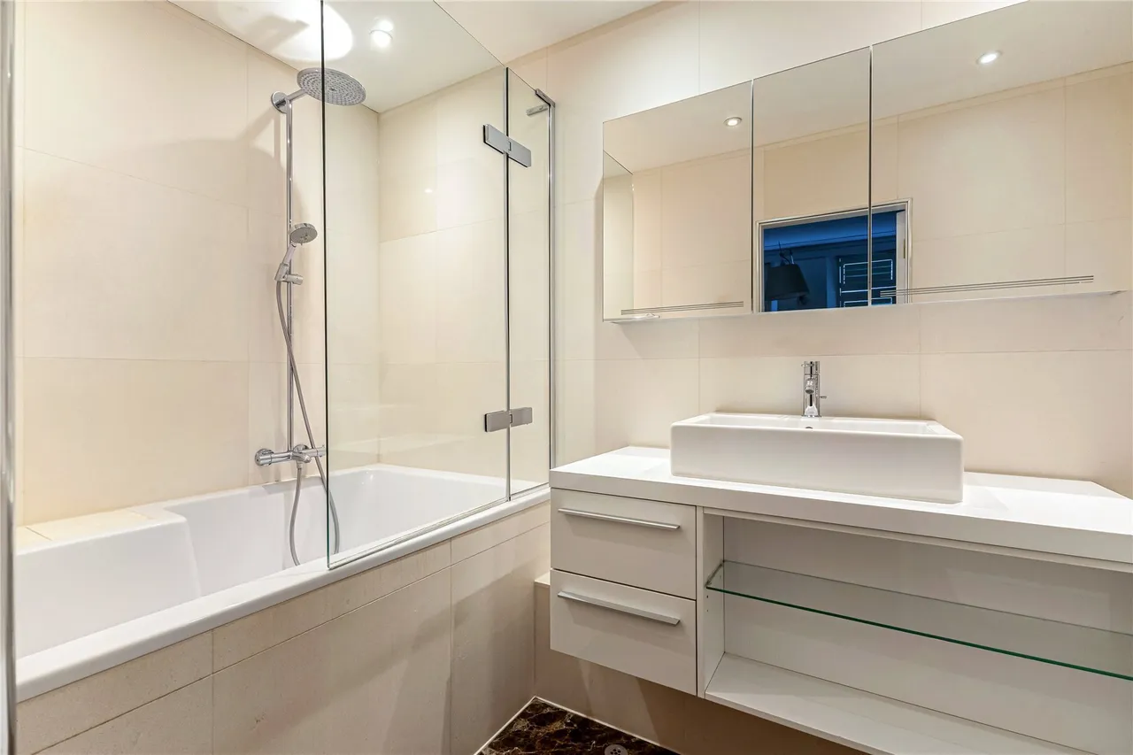 Old Brompton Road, London, SW5, photo 24