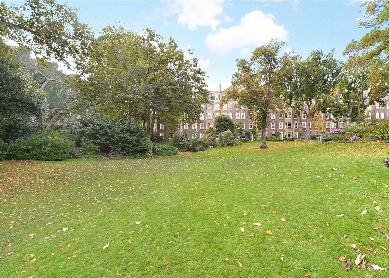 Old Brompton Road, London, SW5, photo 27