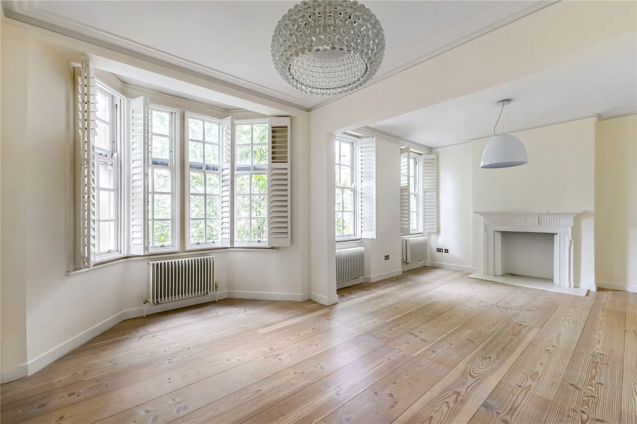 4 bed flat to rent, Old Brompton Road, London, SW5