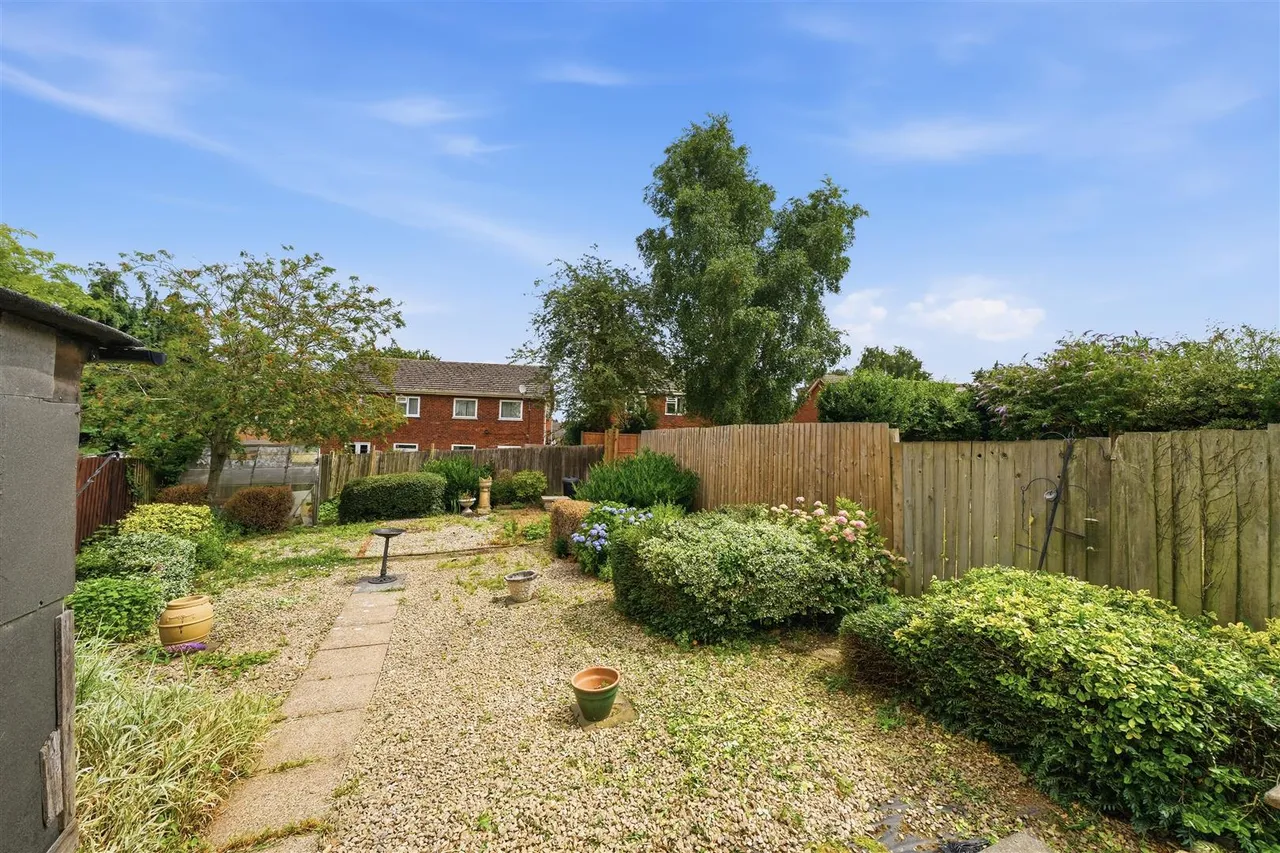 Beaumaris Crescent, Shepshed, photo 15