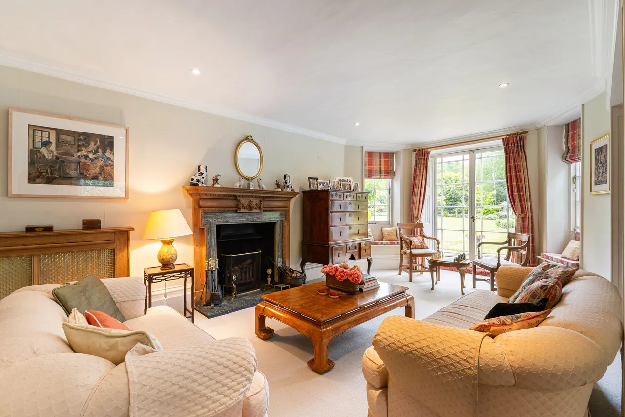 Castle Grove Road, Woking, GU24, photo 5