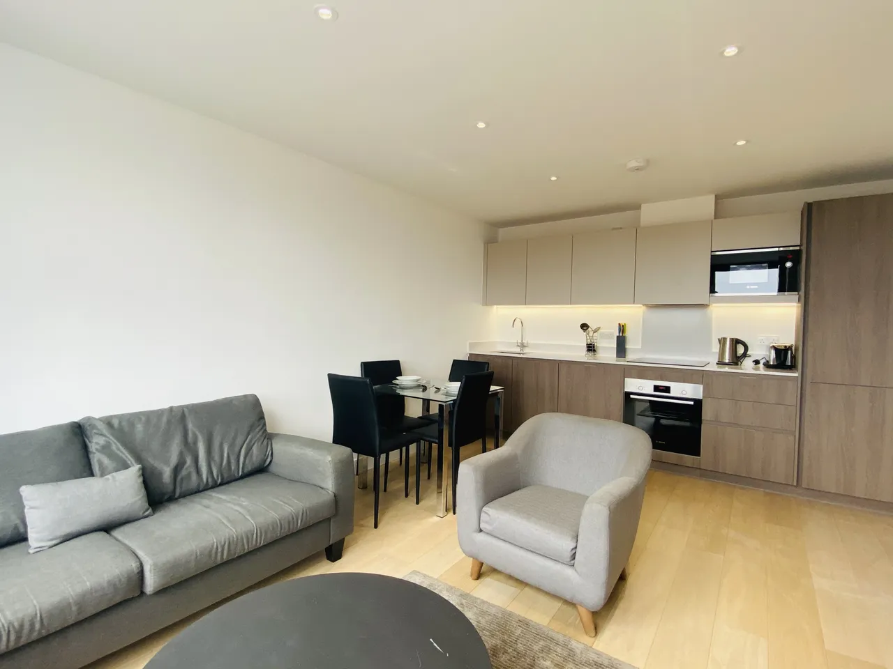 1 bed flat to rent, Eastern Road, Romford Town Centre, RM1