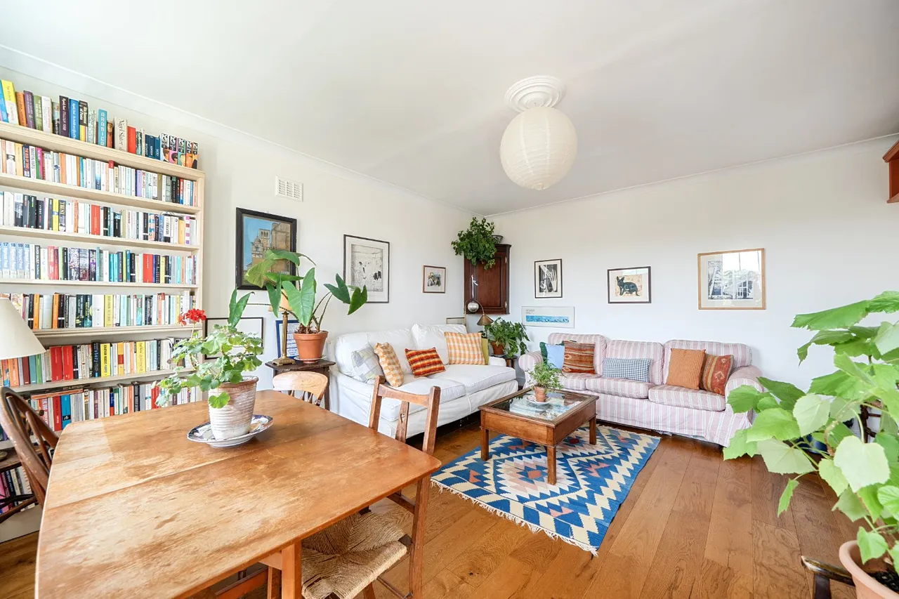 Brondesbury Villas, Queens Park, London, NW6, photo 8