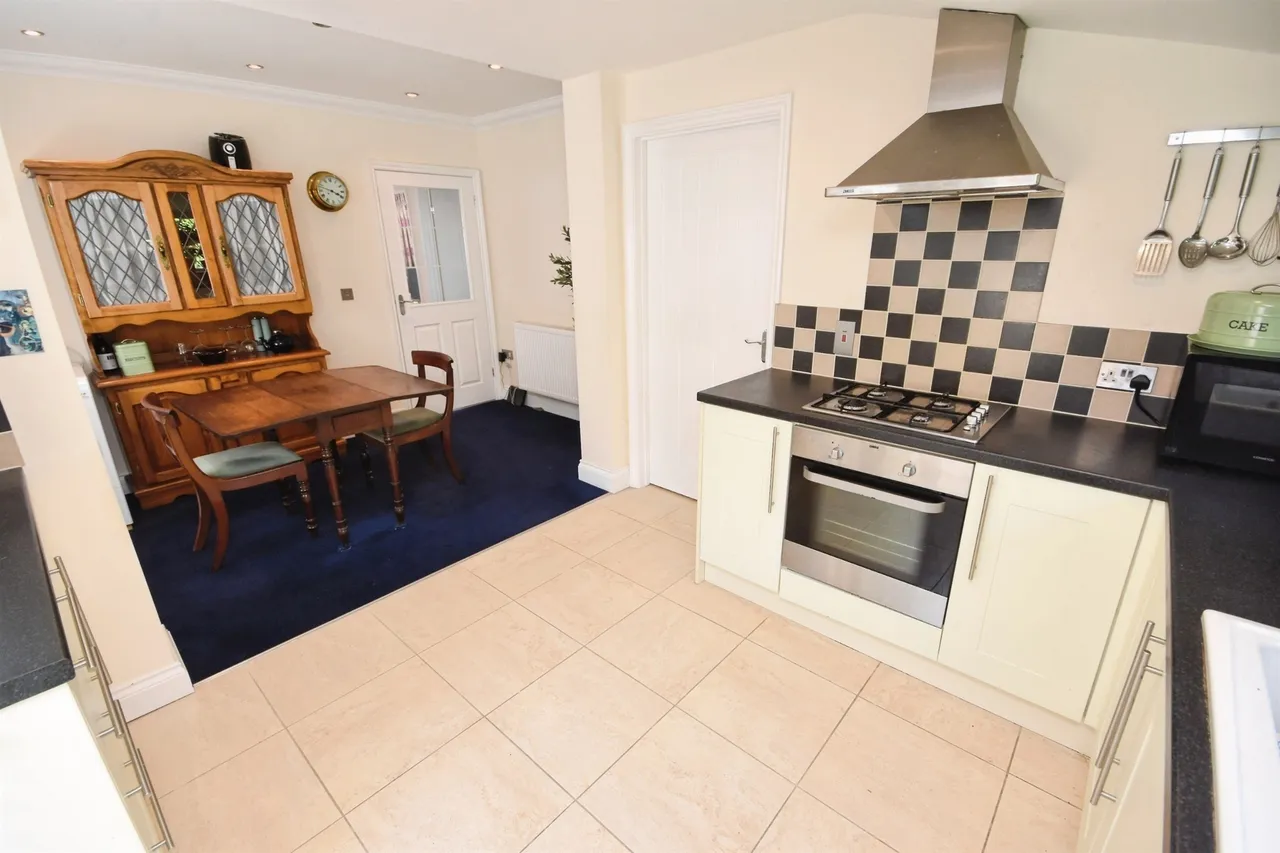 College Road, Braintree, CM7, photo 5