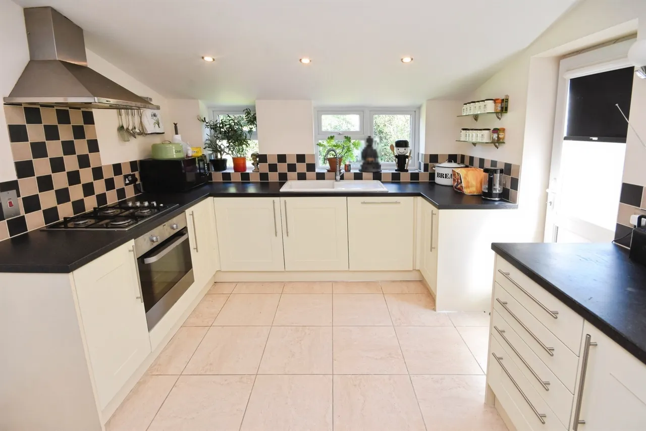 College Road, Braintree, CM7, photo 6