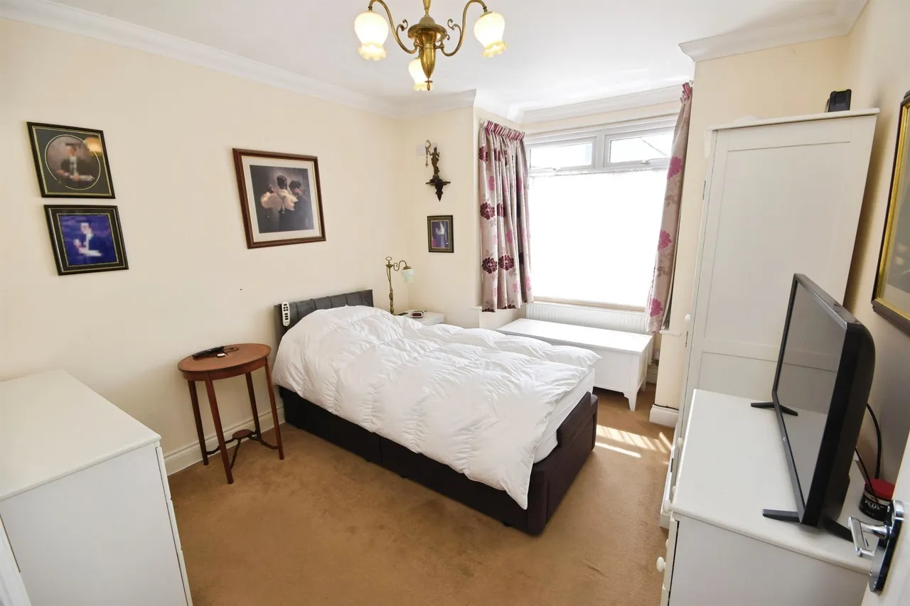 College Road, Braintree, CM7, photo 15