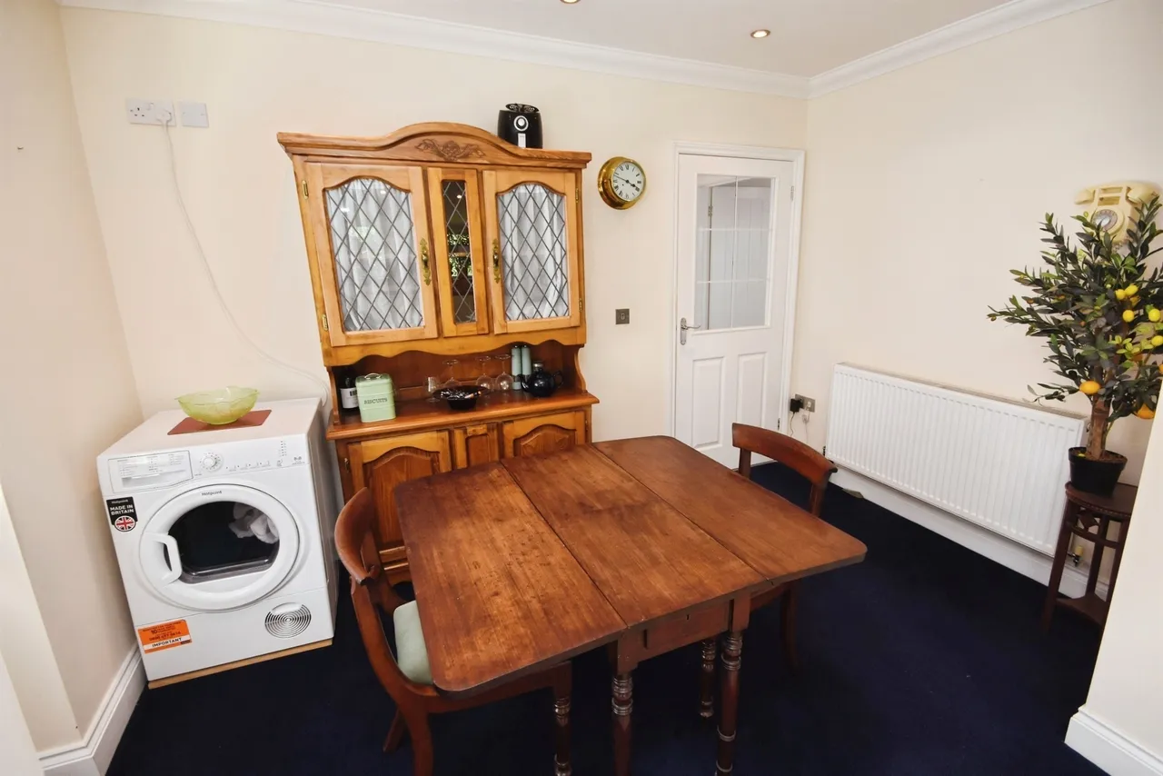 College Road, Braintree, CM7, photo 11