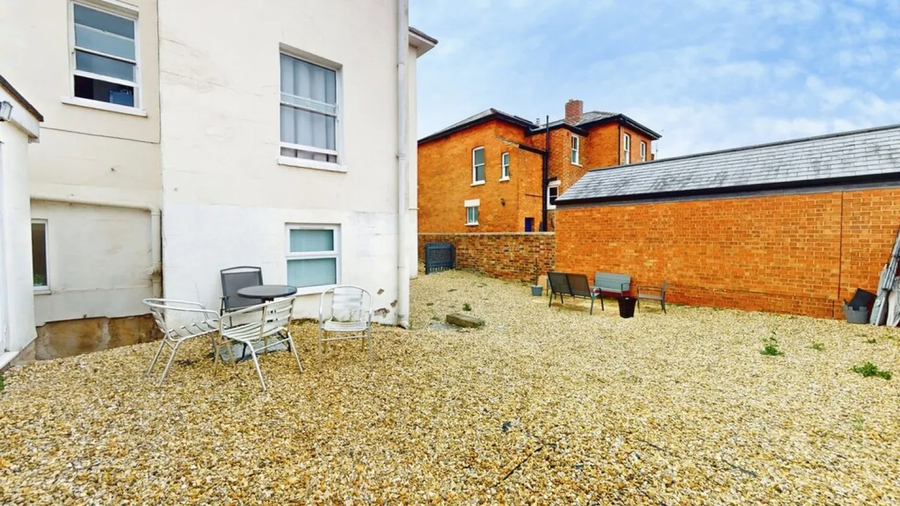 Eldon Road, Cheltenham, GL52, photo 6