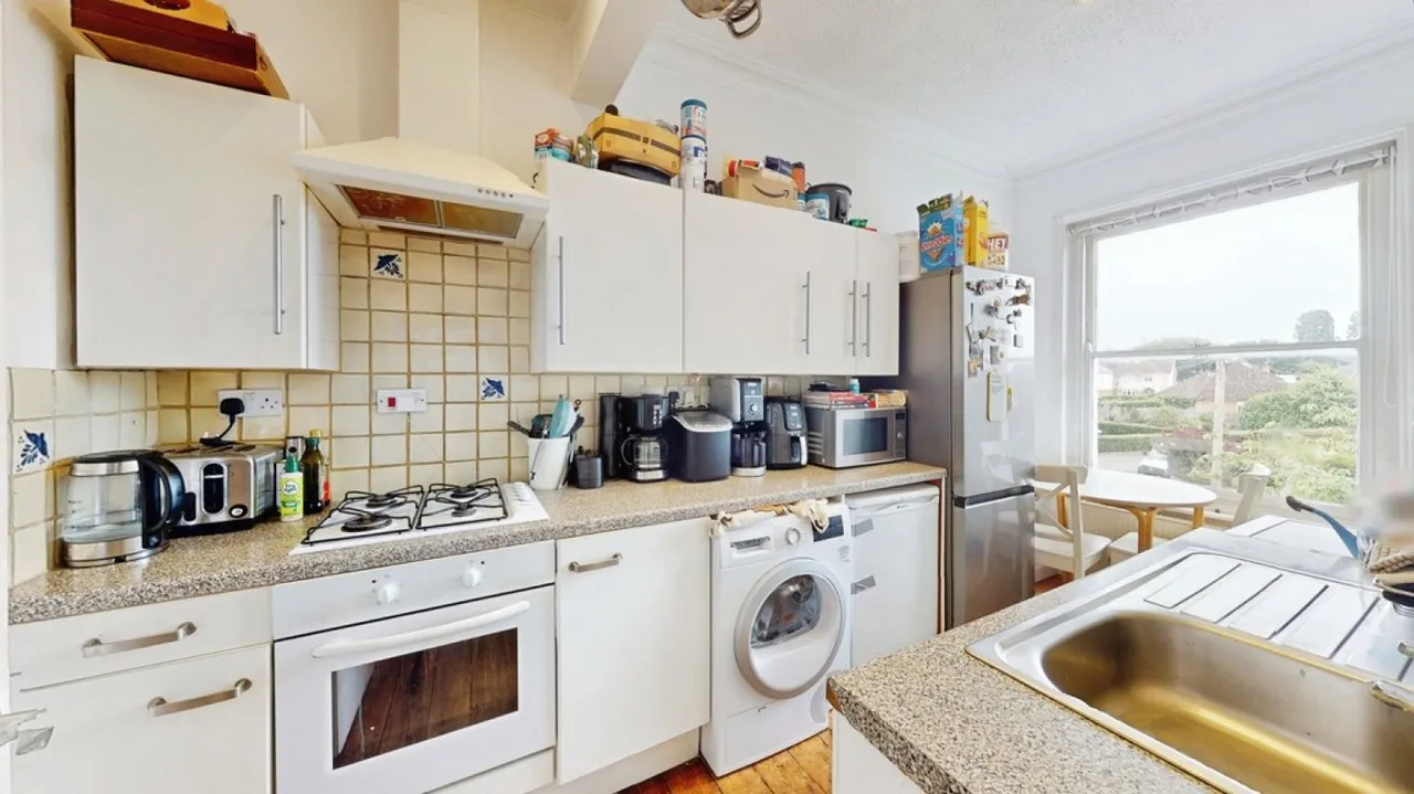 Eldon Road, Cheltenham, GL52, photo 9