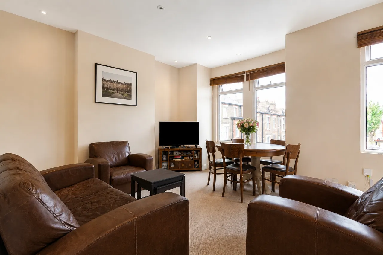 Lydden Grove, Wandsworth, London, SW18, photo 3