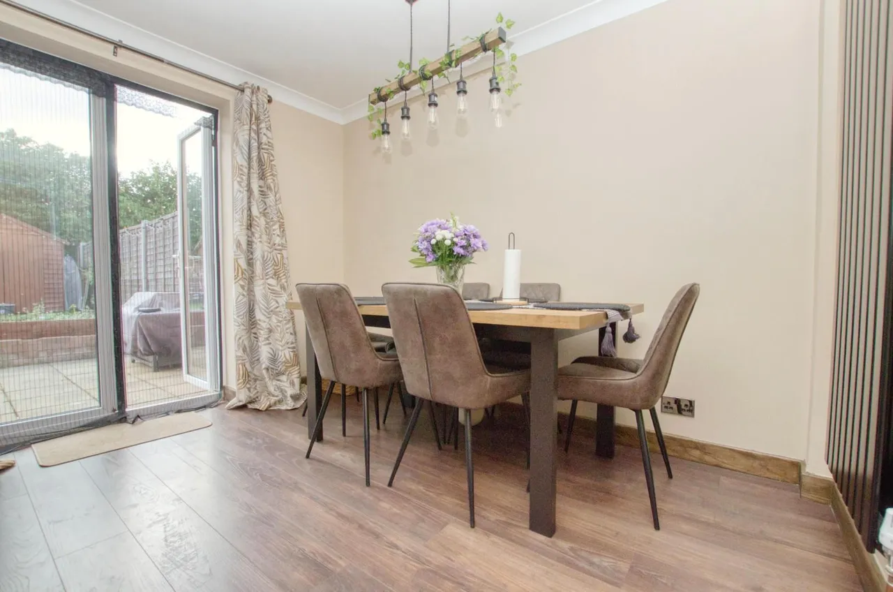 Blendworth Lane, Southampton, Hampshire, SO18 5HF, photo 6