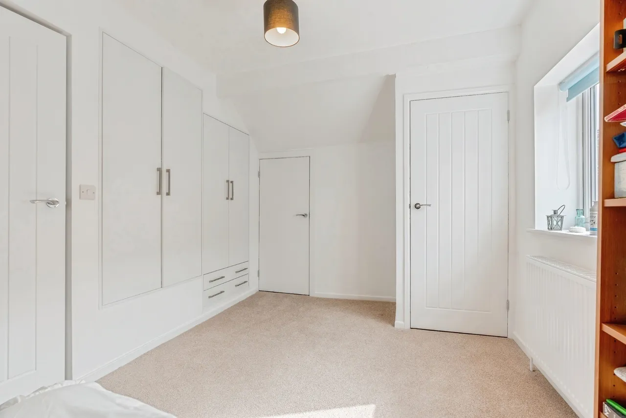 Hall Park Avenue, Burnley, Lancashire, BB10, photo 14