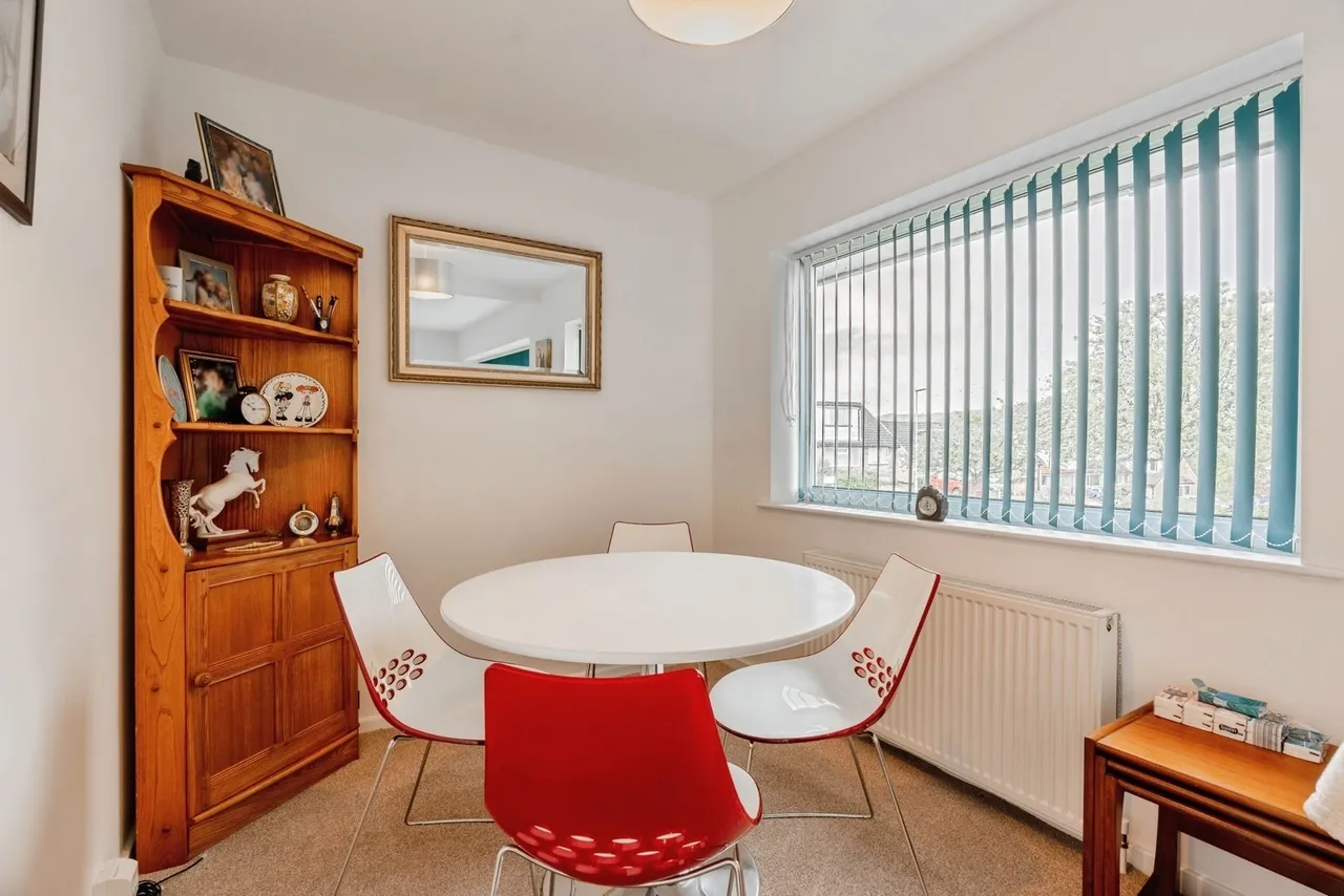 Hall Park Avenue, Burnley, Lancashire, BB10, photo 5