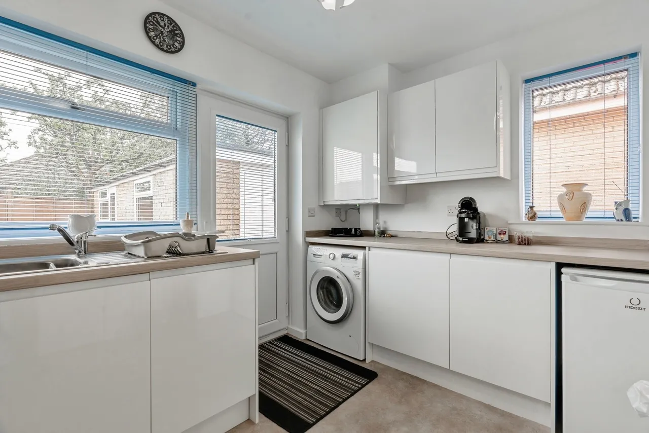 Hall Park Avenue, Burnley, Lancashire, BB10, photo 6