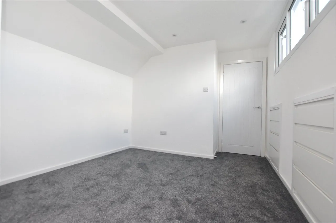 Rein Road, Morley, LS27, photo 16