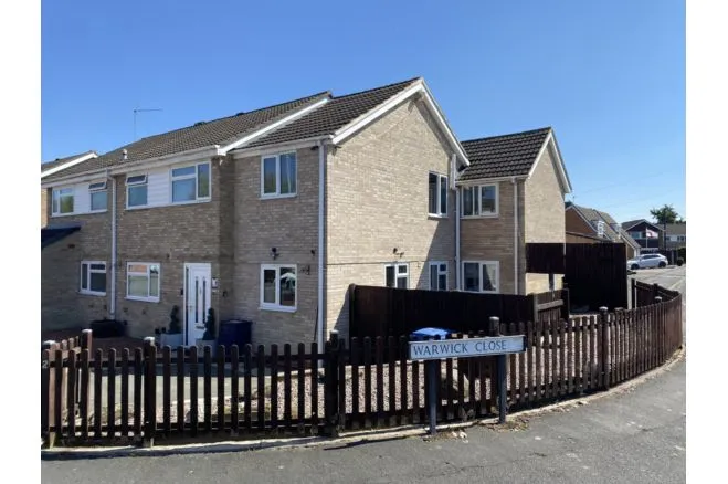 4 bed house for sale — Warwick Close, Burton-On-Trent