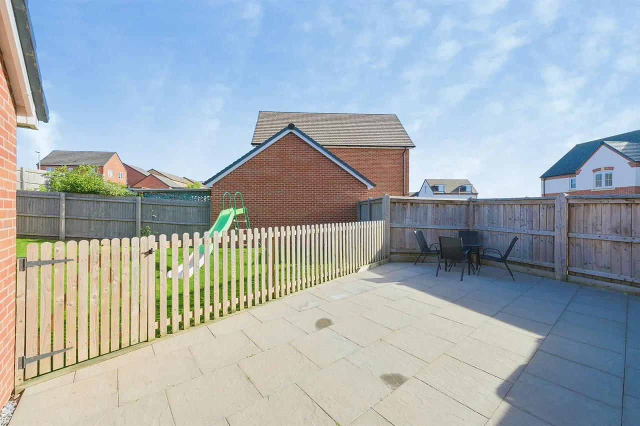 Meadow Way, Tamworth, B79, photo 22