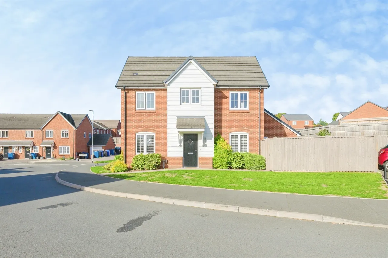 3 bed house for sale, Meadow Way, Tamworth, B79