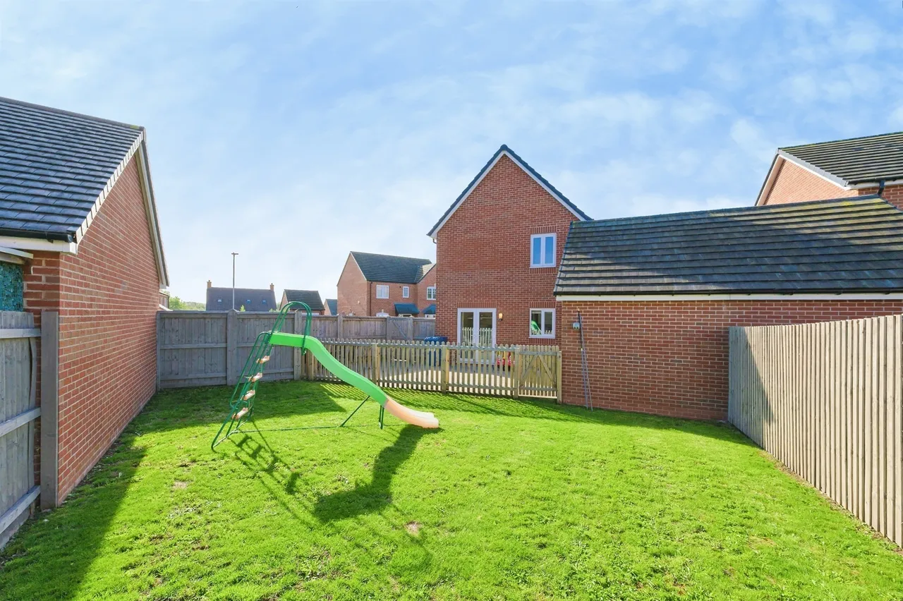 Meadow Way, Tamworth, B79, photo 21