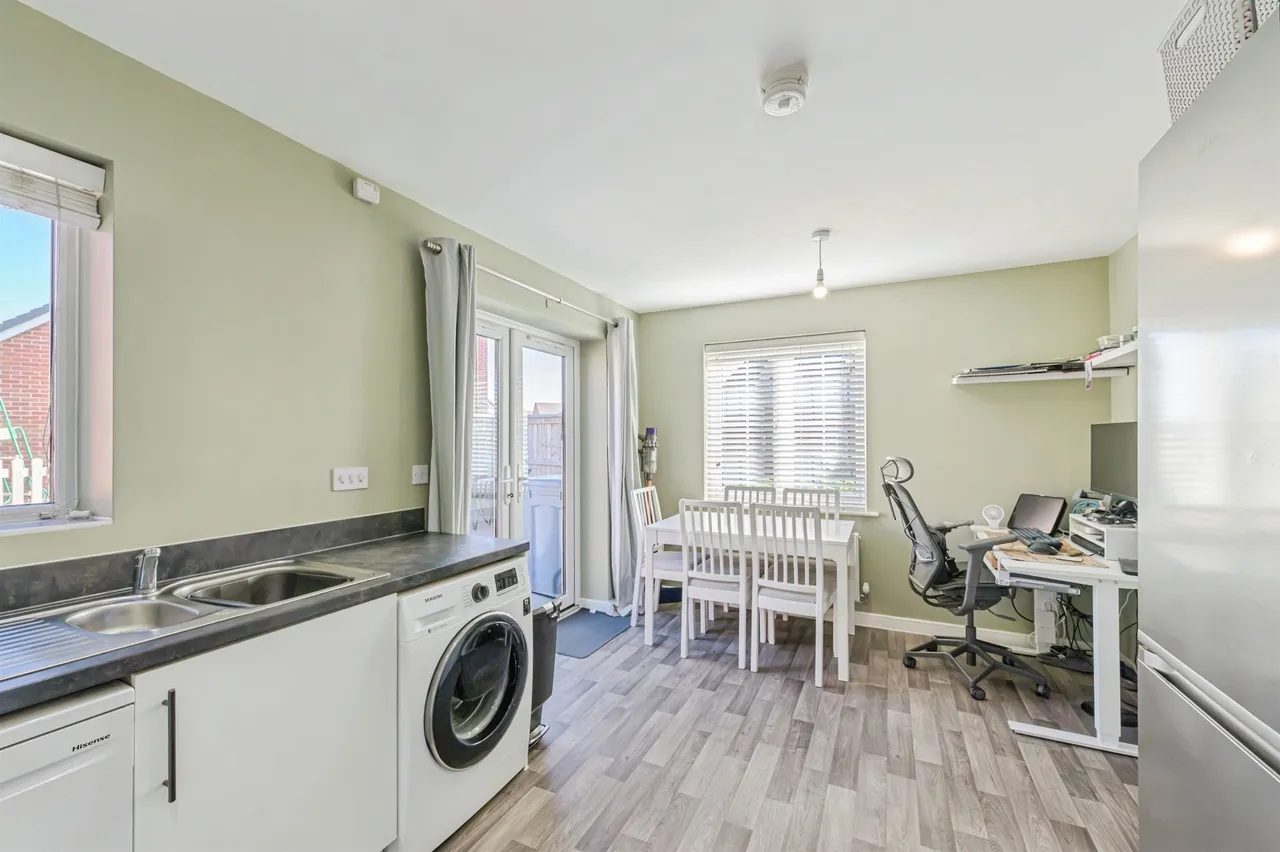 Meadow Way, Tamworth, B79, photo 6