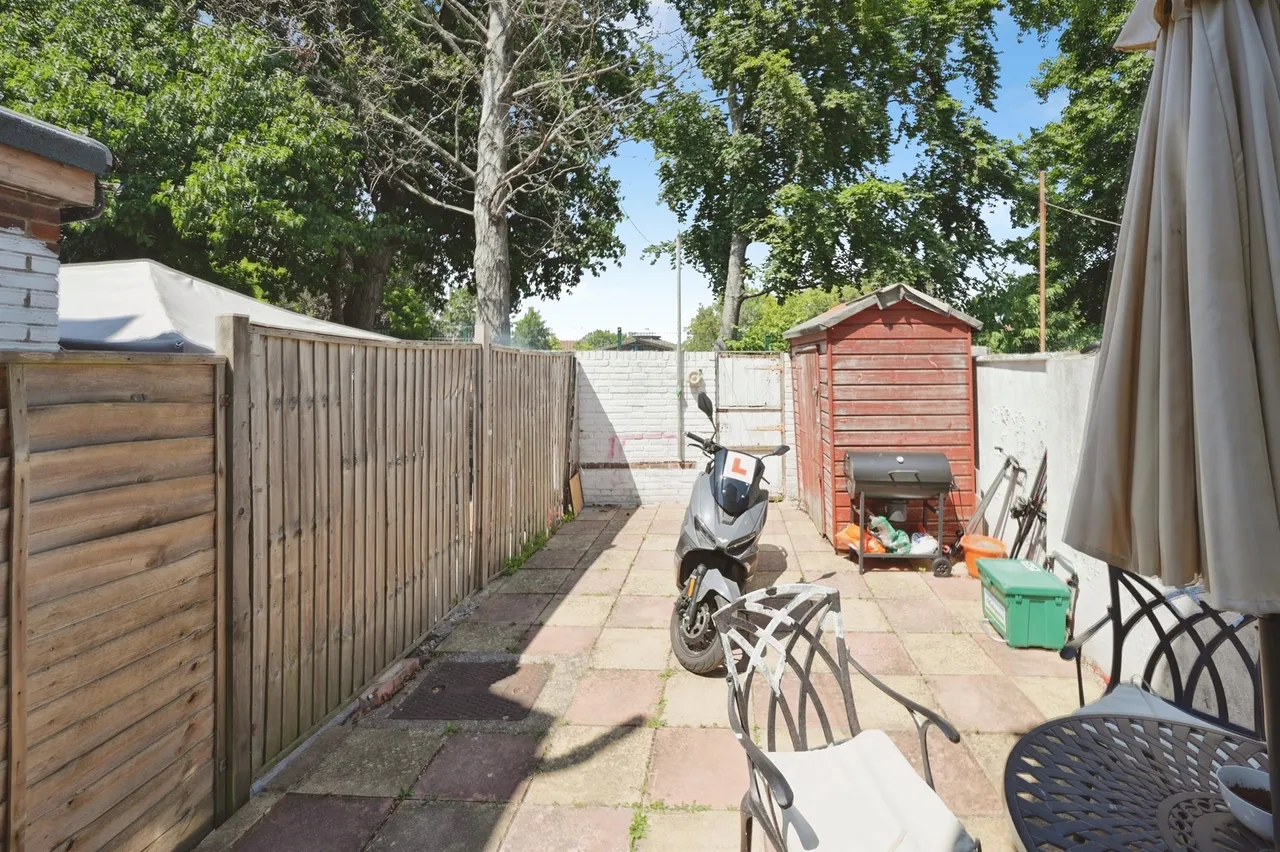 Hampshire Street, Portsmouth, photo 6