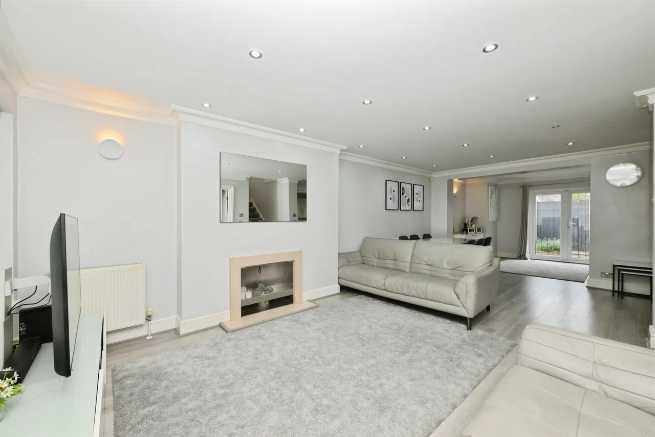 Nunsbury Drive, Broxbourne, EN10, photo 3