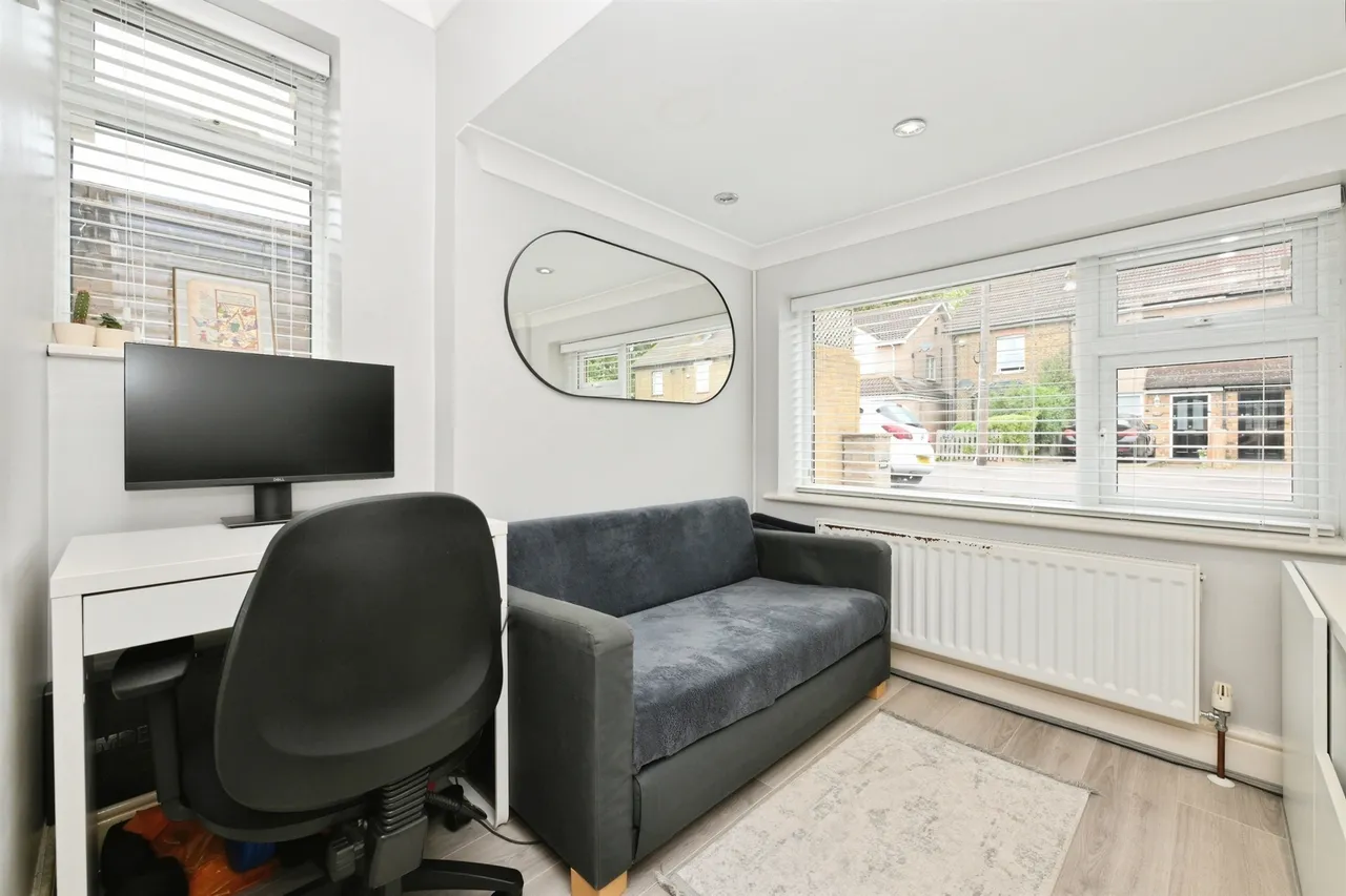 Nunsbury Drive, Broxbourne, EN10, photo 16