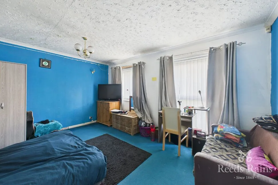 Lisburne Close, Offerton, SK2, photo 5