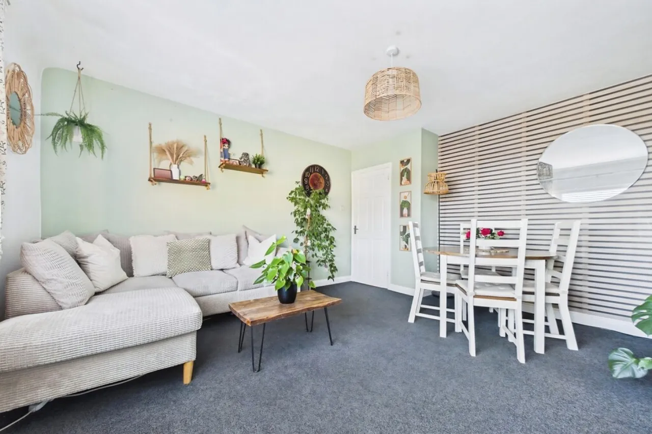 George Gurr Crescent, Folkestone, CT19, photo 5
