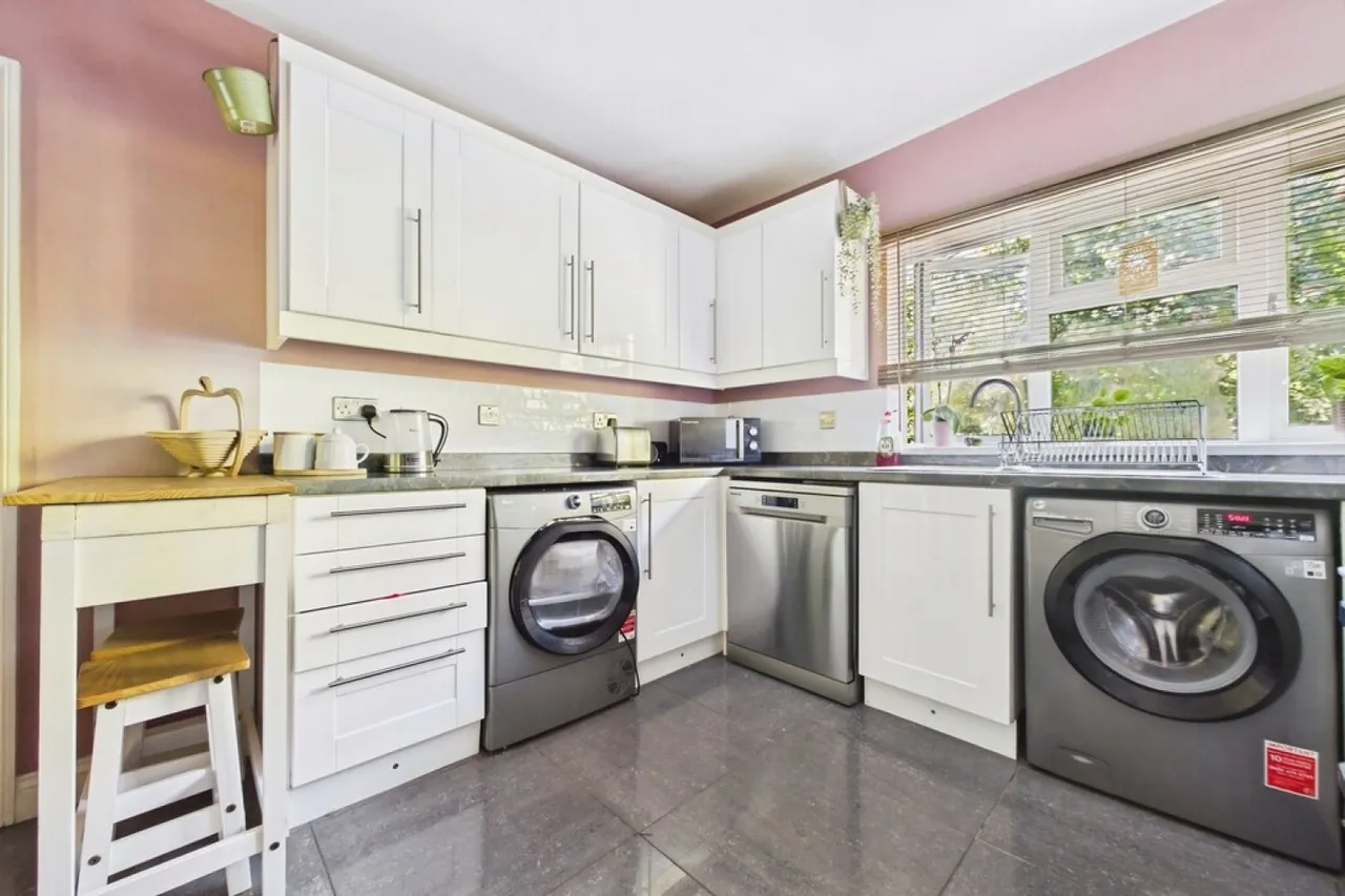 George Gurr Crescent, Folkestone, CT19, photo 4
