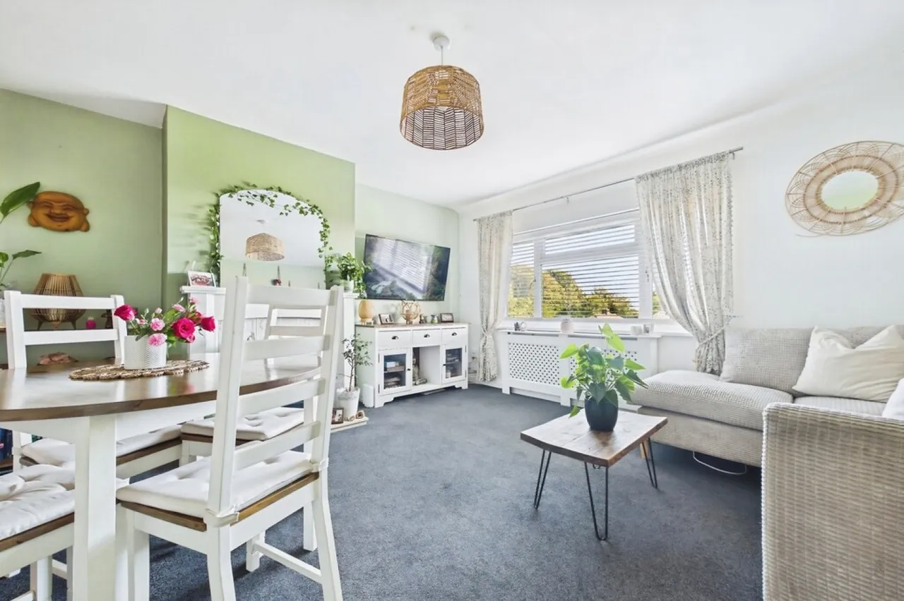 George Gurr Crescent, Folkestone, CT19, photo 2