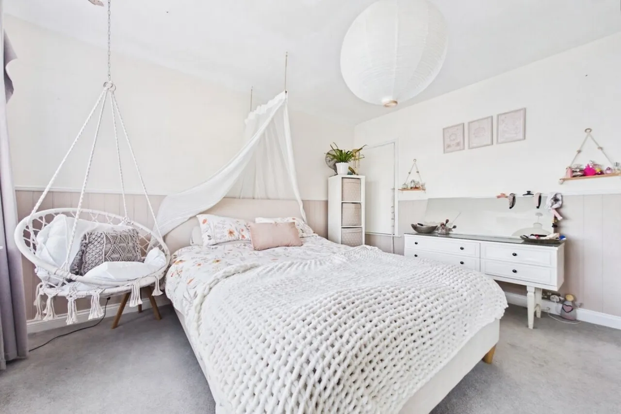 George Gurr Crescent, Folkestone, CT19, photo 13